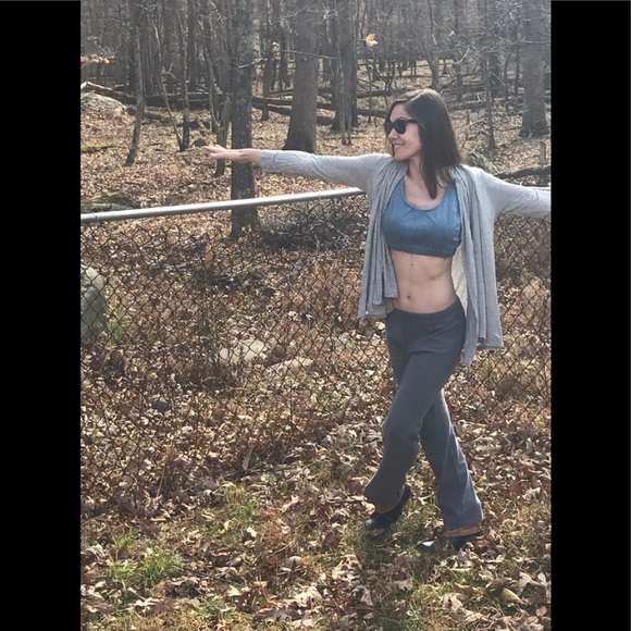 Old Navy Classic Charcoal Grey Jogger - Picture 4 of 8